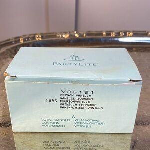 PartyLite French Vanilla Votive Candles in Light Blue Box
